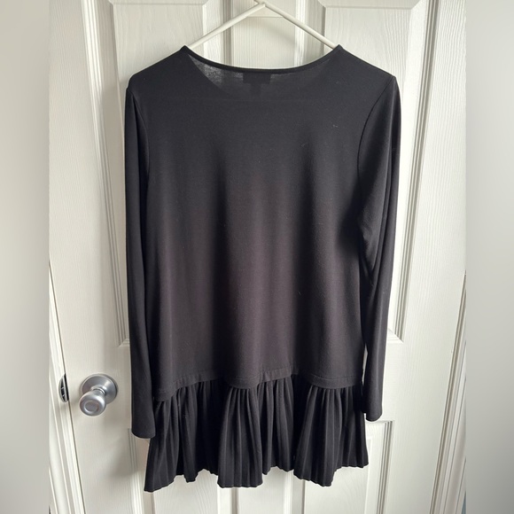 JJill Black Tunic Top with Ruffle Hem - Picture 2 of 4